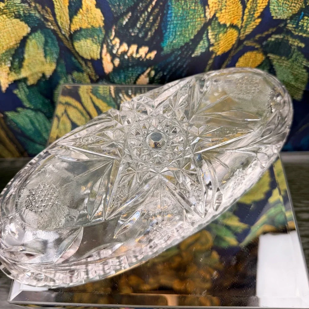 Vintage Clear Pressed Glass‎ Starburst Floral Oval Serving Dish Scalloped Rim